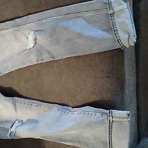 NWT Gap jeans - Picture 3 of 8